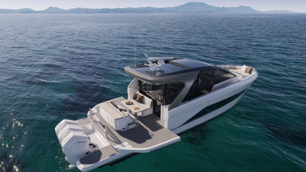 C48 deck saloon