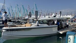 Saxdor 460 GTS at Cannes Yachting Festival