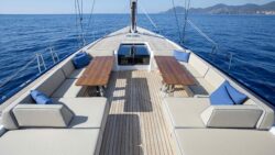 Swan80 Nautor Swan Elvi deck