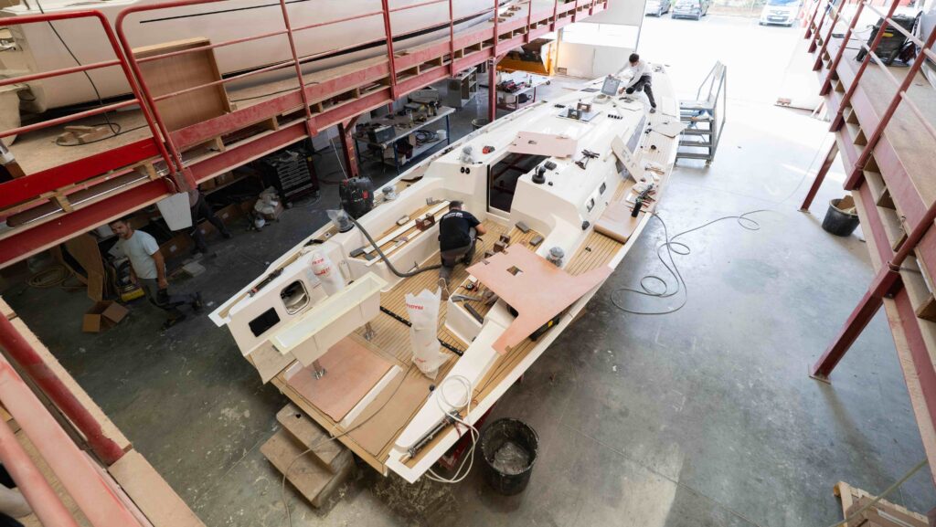 boat being built at J Composites