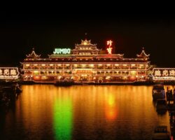 Jumbo-Floating-restaurant-Hong-Kong